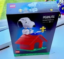 LEGO Ideas (21368) Peanuts: Snoopy’s Doghouse ~ New SEALED