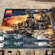 LEGO Pirates of the Caribbean 4194 Whitecap Bay Complete, Manuals & Mini figures