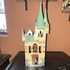 LEGO Harry Potter Hogwarts Castle Tower Building Set with Minifigures