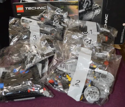 LEGO TECHNIC Dom's Dodge Charger Fast & Furious 42111 (No Box)