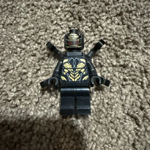 LEGO 76125 Outrider Minifigure Marvel Avengers