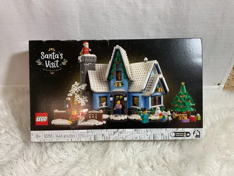 LEGO Icons: Santa's Visit (10293)
