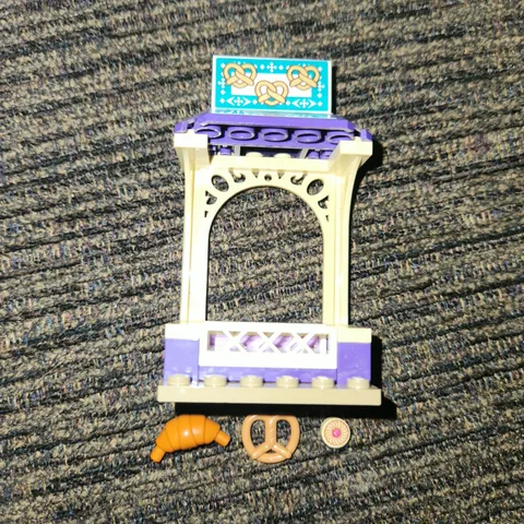 LEGO Disney Princess Frozen 2 Arendelle Castle Pretzel Stand Replacemt Complete