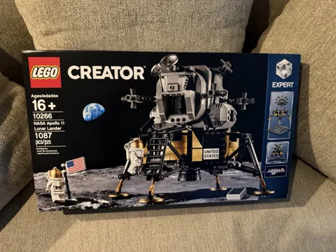 Lego 10266 Nasa Apollo 11 Lunar Lander - New & Sealed