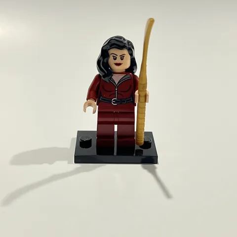 LEGO Talia Al Ghul Minifigure - 76056 *Brand New, Was Sealed In Case*