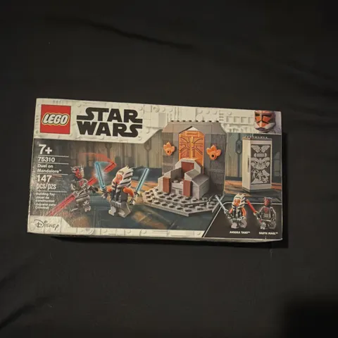 LEGO Star Wars Duel On Mandalore 75310 Ahsoka Darth Maul(little Damaged)