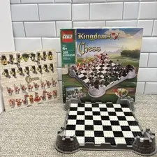 LEGO Kingdoms Chess Board And Castle Frame Retired In Orig Box