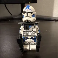 LEGO Star Wars Clone Trooper fives 