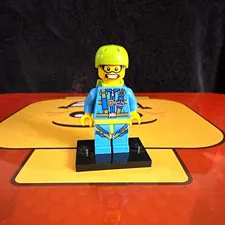 LEGO CMF Series 10 Skydiver