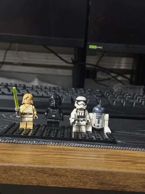 LEGO Star Wars Minifigure Lot – Luke Skywalker, TIE Pilot, First Order Stormtroo