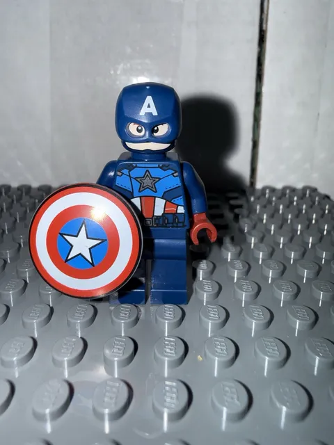 LEGO Sh0852 - Captain America, Dark Blue Suit with Dark Blue Belt, Dark Red Hand