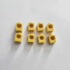 LEGO 6541 Technic Brick 1 x 1 with Hole Yellow (8x)