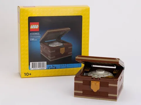 LEGO 6550802 Marine Chronometer GWP Rare New and Sealed