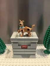 Lego Great Dane Scooby-Doo Dog 75904 Walking with Medium Azure Collar Minifigure