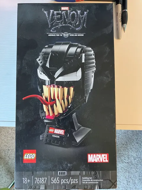 LEGO Marvel Venom Building Set 76187 New In Box Factory Sealed Free Shipping