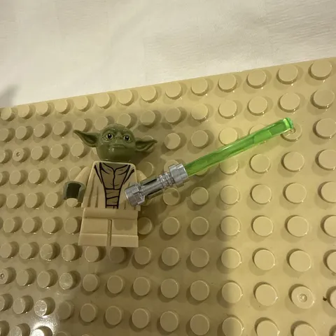 LEGO Star Wars: Jedi Duel (7103) Yoda Minifigure