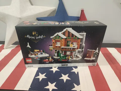 LEGO 10325 Icons: Alpine Lodge Holiday Christmas City New & Sealed w/ Shelf Wear