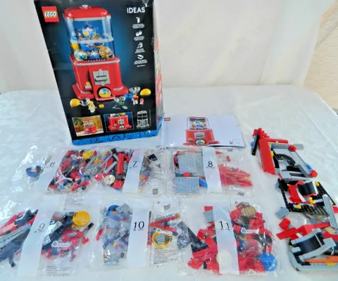 LEGO Vending Machine Incomplete Set 6 Sealed Bags, Book & More #21358