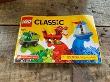  instruction manual for the LEGO Classic Creative Building Box (set 10704)