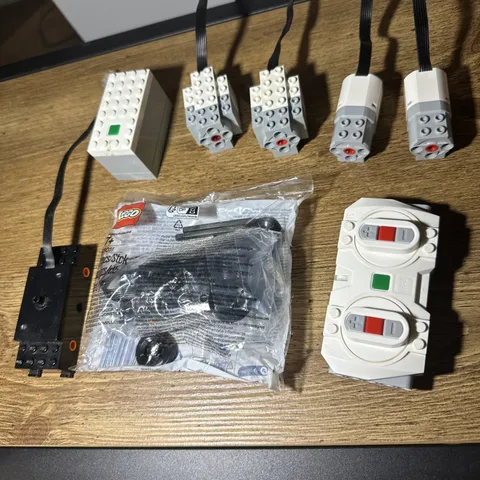 Lego Powered Up Train Hub  6 Motors Controller