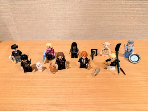 LEGO | 9 Harry Potter and Fantastic Beasts Minifigures (#71022)