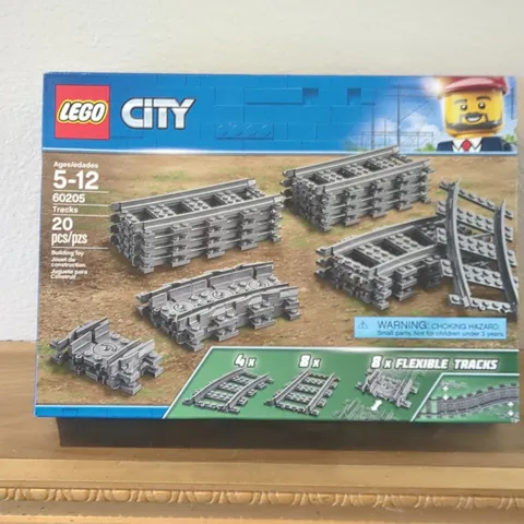 LEGO CITY 60205 Flexible Train Tracks Set Gray 20 Pieces
