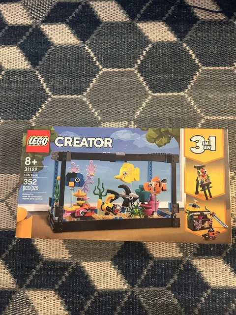 LEGO CREATOR: Fish Tank (31122)