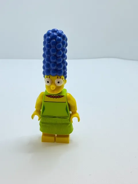 Lego Collectible Minifigures The Simpsons Marge Simpson Minifigure sim009