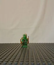 Ninjago minifugure 71842 dragons rising 2025 with a reveal blade