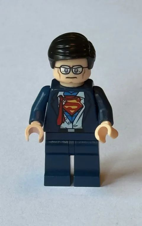LEGO - Marvel Super Heroes - Clark Kent / Superman - Mini Figure