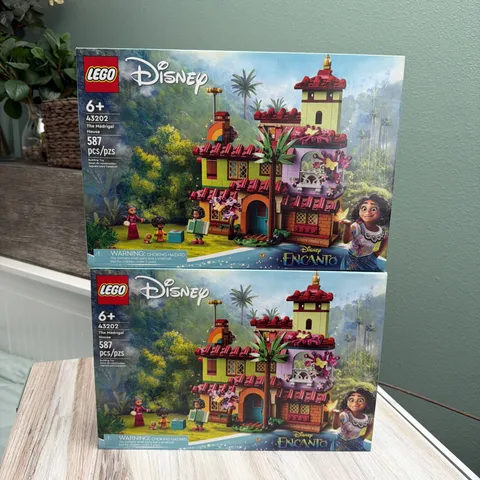 LOT OF 2 - DISNEY ENCANTO LEGO SET 43202 THE MADRIGAL HOUSE NEW SEALED RETIRED 