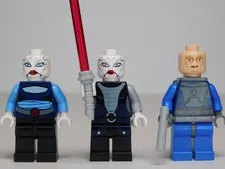 LEGO Star Wars Clone Wars Lot Of (3) Minifigures!  Asajj Ventress  7957 -  READ!
