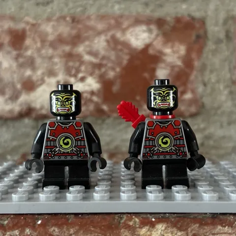 LEGO Stone Army Scout Minifigure Lot of 2 Yellow/ Blue Face njo0072 njo0082