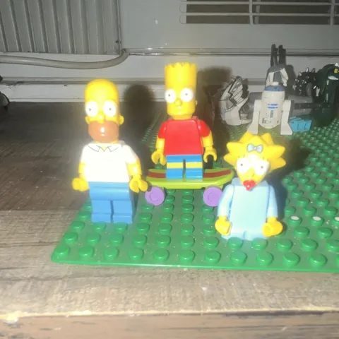 LEGO The Simpsons Minifigures Series Lot Homer Bart w/ Skateboard Maggie