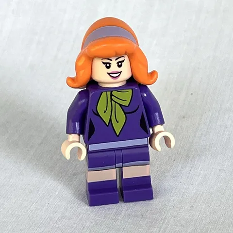 Lego Daphne Blake Minifigure #scd004 Set #75904 Mystery Mansion Scooby-Doo