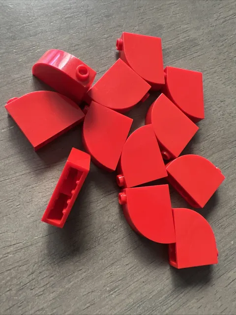 LEGO 33243 Red Slope, Curved 3 x 1 x 2 with Hollow Stud 12 Pieces