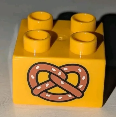Lego Duplo Bright Light Orange 2x2 Brick Baked Pretzel Food Pattern Piece Part
