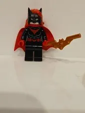 LEGO Batwoman Minifigure - 76122 76111 Batman II - Clayface Invasion 