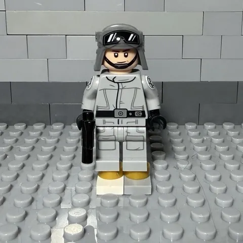 LEGO STAR WARS UCS AT-ST Driver 75417 Minifigure Gray Outfit & Blaster