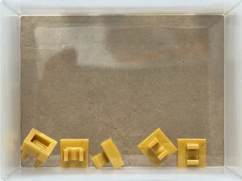 LEGO Parts - Pearl Gold Tile, Modified 1 x 1 with Open O Clip - No 15712 - QTY 5