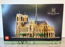 Lego  Architecture Notre-Dame de Paris Set 21061