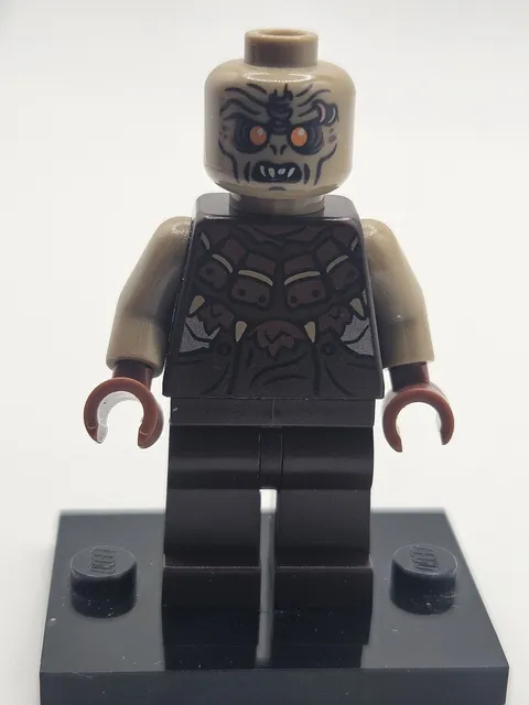 LEGO Lord of the Rings Mordor Orc Bald Minifigure lor024 10237 9476 NEW NM -MB