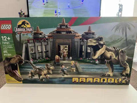 LEGO 76961 Jurassic Park 35th Anniversary Visitor Center: T. Rex & Raptor Attack