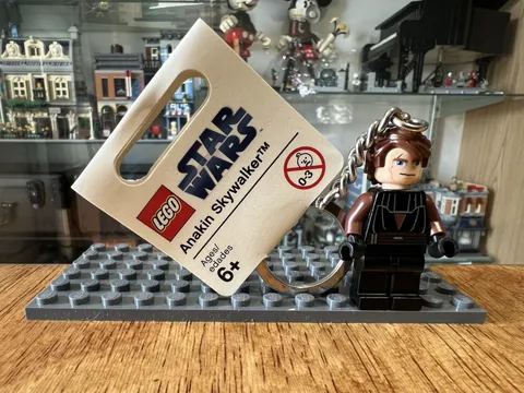 Rare 2008 LEGO 852350 Star Wars Anakin Skywalker Minifigure Keychain Clone Wars