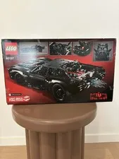 LEGO TECHNIC: THE BATMAN - BATMOBILE (42127)