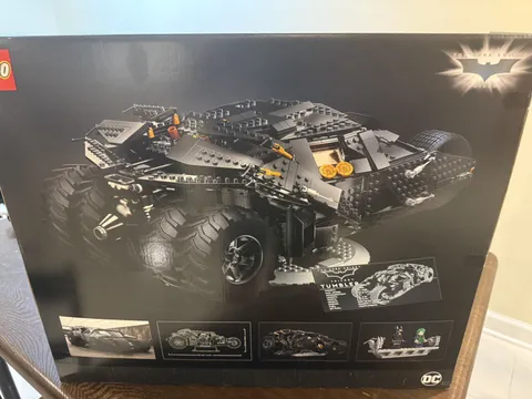 LEGO Super Heroes: Batmobile Tumbler (76240)
