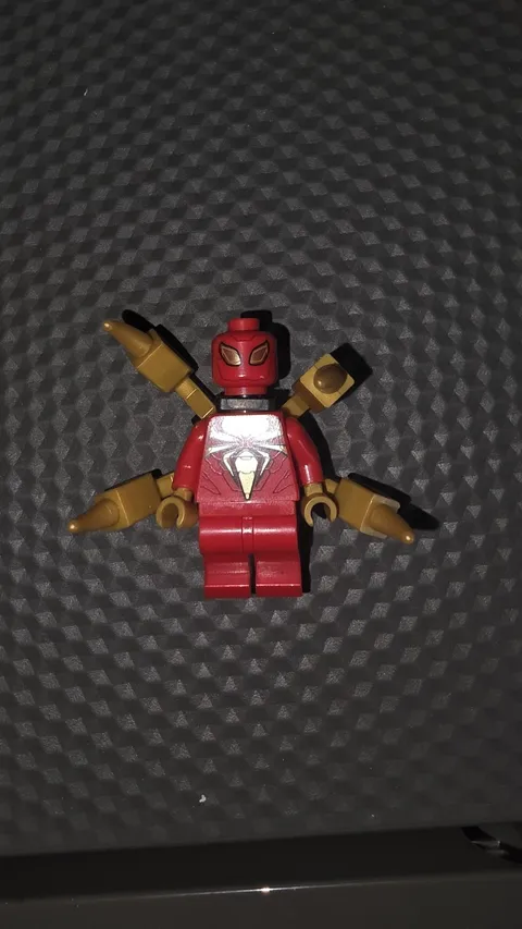 NEW LEGO Iron Spider Suit Minifigure 76175 Marvel Spider-Man  Peter Parker