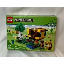 LEGO Minecraft The Bee Cottage 21241 New Sealed NIB 254 Pcs Honey Bear Zombie
