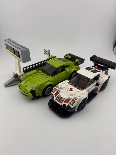 LEGO SPEED CHAMPIONS: Porsche 911 RSR and 911 Turbo 3.0 (75888) USED 100% Comp