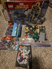 Box, Manual, Spare Parts: LEGO Marvel Super Heroes 76005 Daily Bugle Showdown